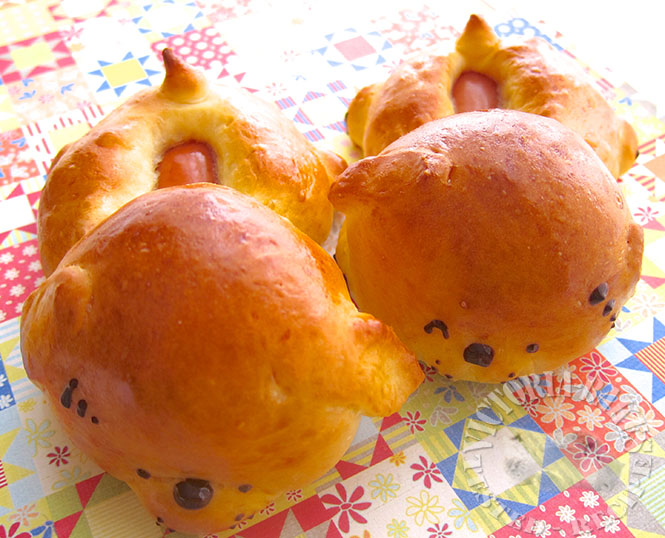 mini hot dog buns