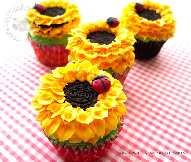 sunflower power…. vanilla almond cupcakes 向日葵香草杏仁杯子蛋糕